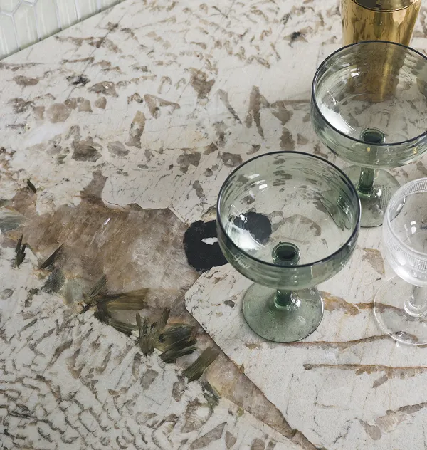 img-car-natural stone 1